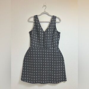 GAP Black and White Geometric Dress